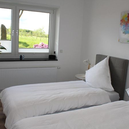 Gaestezimmer Bergerhof - Ankommen Und Wohlfuehlen Neuss Eksteriør bilde